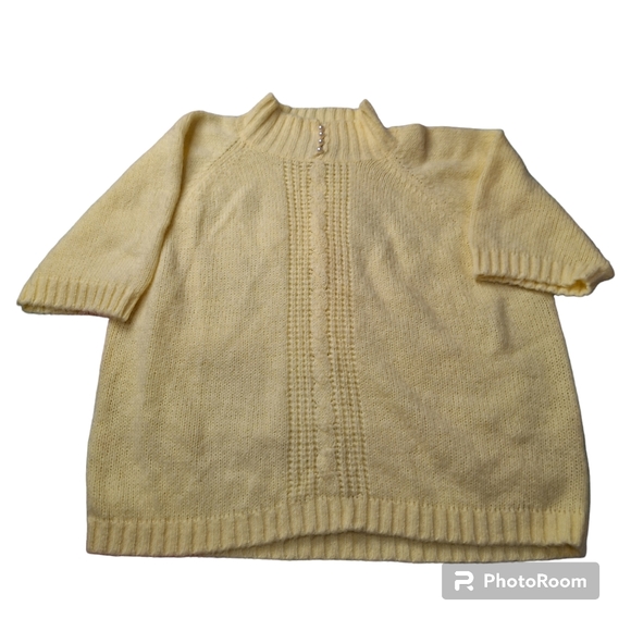Vtg JP Knits Light Yellow Knitted Sweater Top W/ Faux Peal Buttons Size 22/24... - Picture 1 of 8